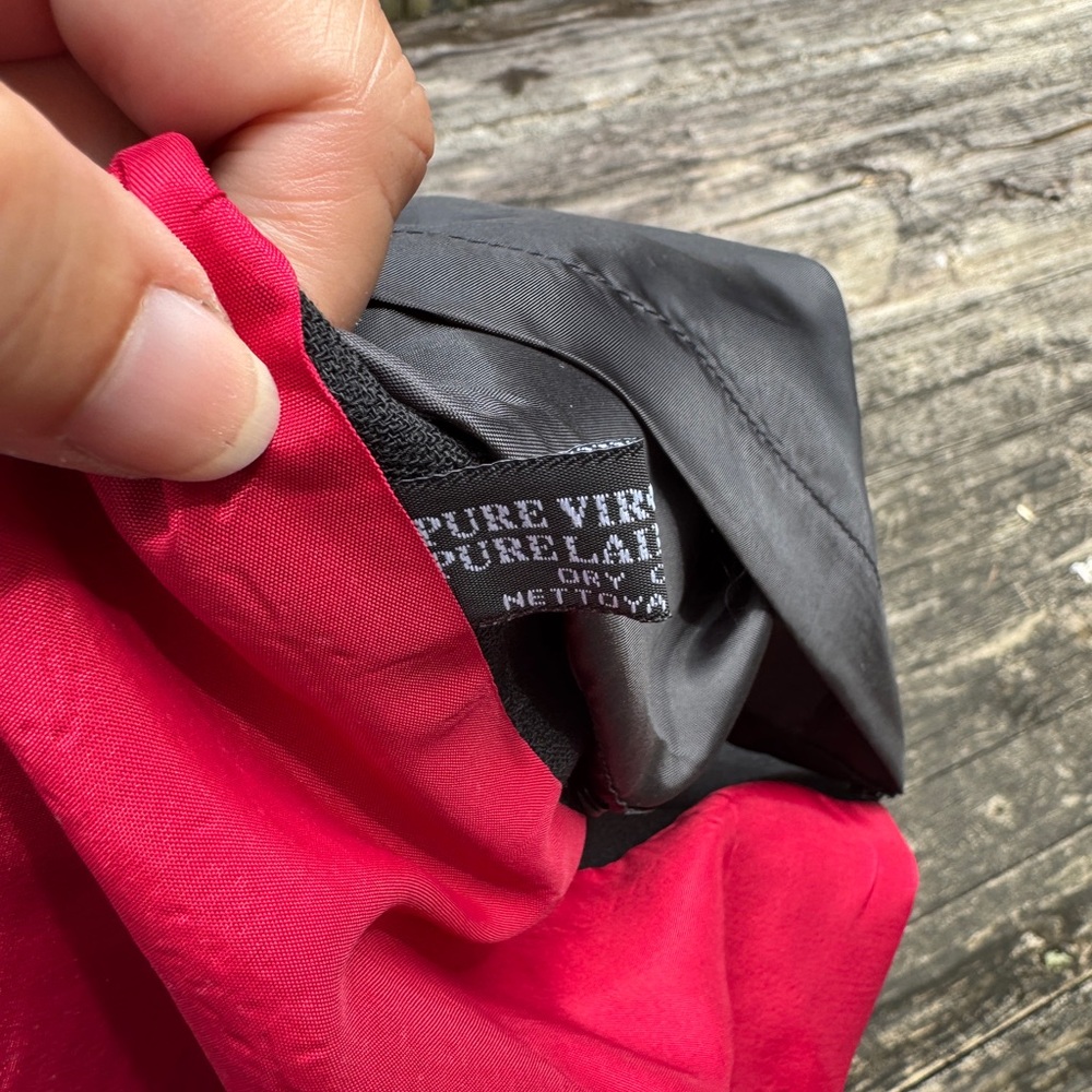Versions by L Black Wool Blazer with Black and Red Lower Lining Options - Picture 11 of 12